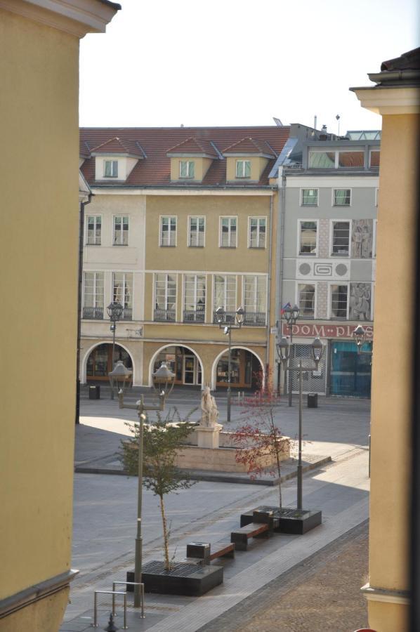 Apartament Przy Rynku Гливице Экстерьер фото